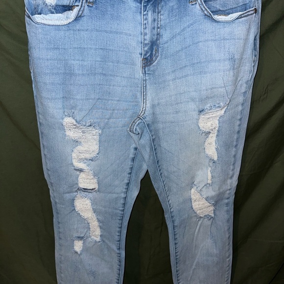Judy Blue Light Blue Distressed Boyfriend Jeans-size 15/32 - Picture 1 of 4